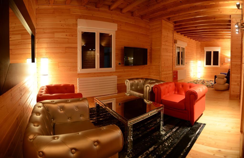 Domaine Du Mont Monnet - Chambre D'Hotes & Gite Longes Buitenkant foto